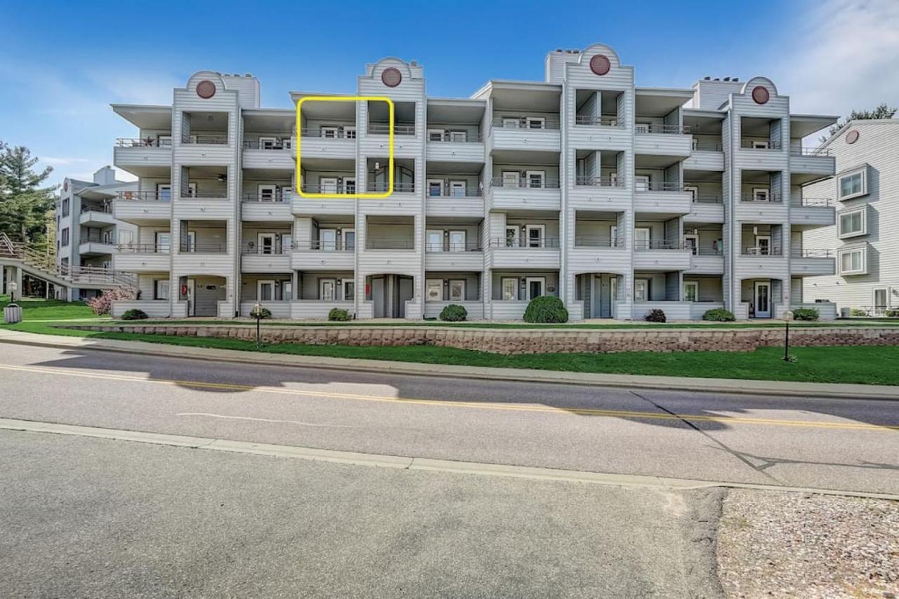 Brown Family Condo For Families Golf Trips And Girls Getaways Wisconsin Dells Exterior foto